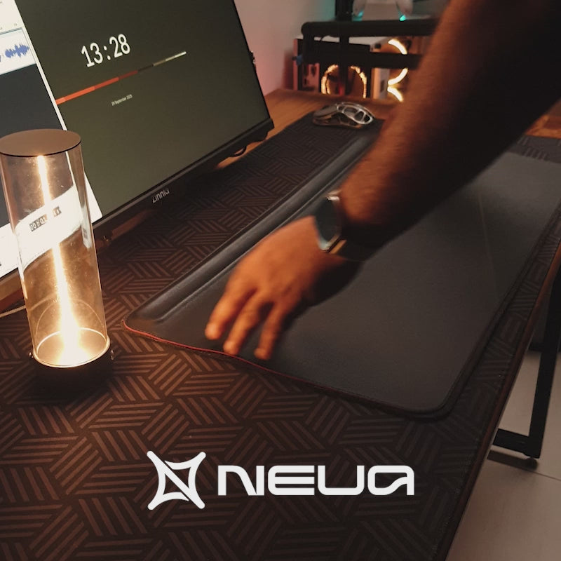 Desk Pad Singular de Couro com Suporte Exclusive preto neua desk mat orbitkey no brasil