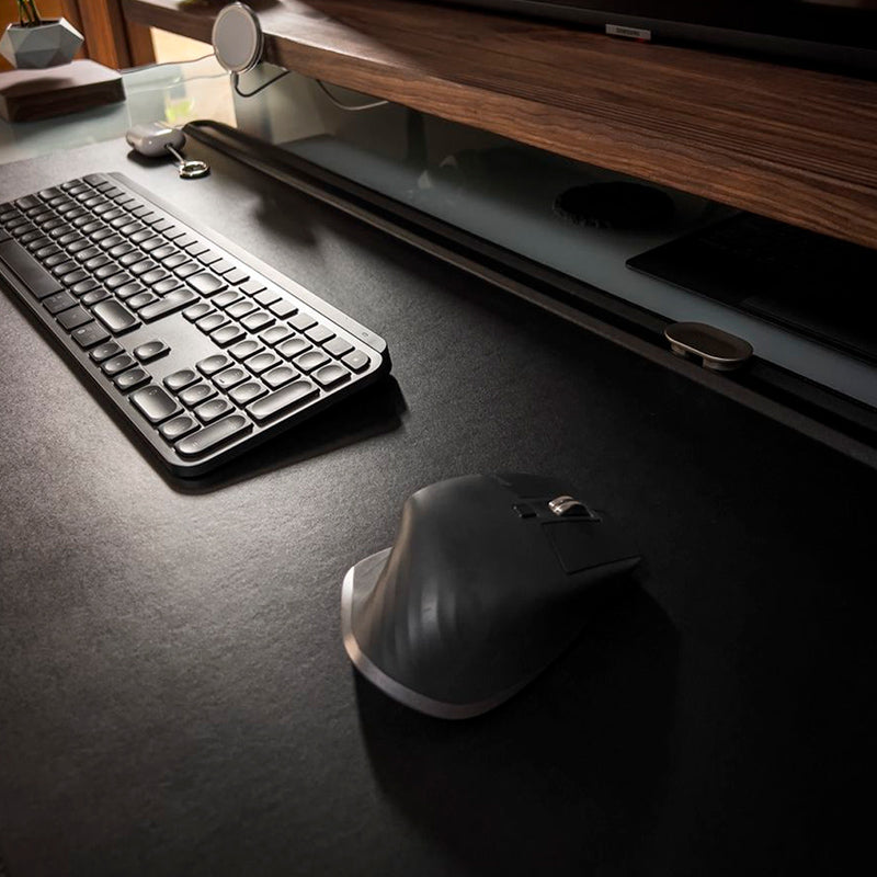Desk Pad Singular de Couro com Suporte Exclusive preto neua desk mat orbitkey no brasil